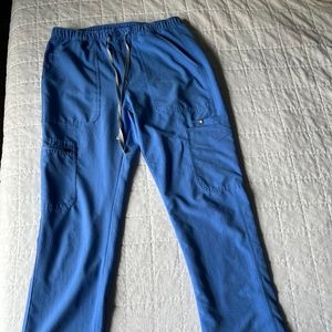 FIGS Men's Cairo Cargo Scrub Pants